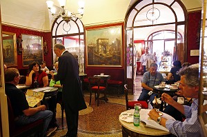 CAFFE GRECO, ROME 