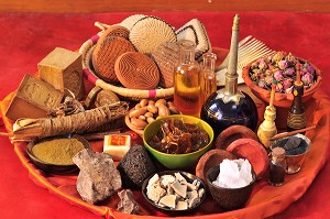 BEAUTE ET SOINS DU CORPS, TRADITIONS DU MAROC 