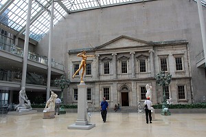 SALLE D'EXPOSITION DU METROPOLITAN MUSEUM OF ART, MANHATTAN, NEW YORK CITY, ETAT DE NEW YORK, ETATS-UNIS 