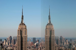 REFLET DE L'EMPIRE STATE BUILDING DANS UNE VITRE DU TOP OF THE ROCK, TERRASSE PANORAMIQUE DU GE BUILDING, ROCKEFELLER CENTER, QUARTIER DE MIDTOWN, MANHATTAN, NEW YORK CITY, ETAT DE NEW YORK, ETATS-UNIS 