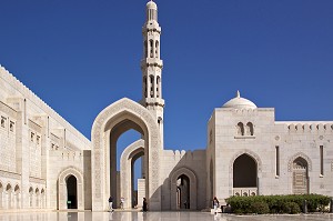 GRANDE MOSQUEE DU SULTAN QABOOS INAUGUREE EN 2001, MASCATE, SULTANAT D'OMAN, MOYEN-ORIENT 