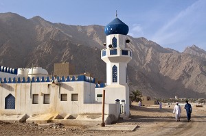 MOSQUEE DU VILLAGE DE PECHEURS DE ZIGHY BAY, PENINSULE DE MUSANDAM, SULTANAT D'OMAN, MOYEN-ORIENT 