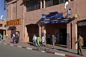 TELEBOUTIQUE (TELEPHONE PUBLIC), MARRAKECH, MAROC 