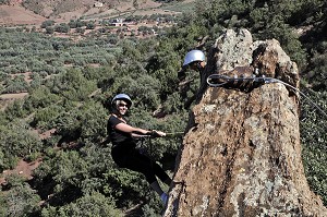 ESCALADE, ACTIVITE DU DOMAINE DE TERRES D'AMANAR, TAHANAOUTE, AL HAOUZ, MAROC 