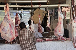 VIANDES HALAL, MARCHE BERBERE D’ASNI, HAUT-ATLAS, MAROC 