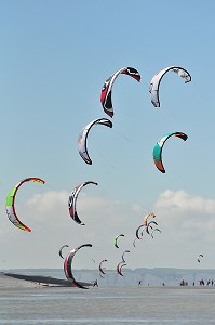SPORTS DANS LA BAIE DE SOMME, FRANCE 