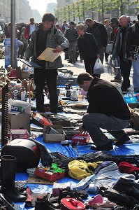 REDERIE TRADITIONNELLE OU BROCANTE, AMIENS, SOMME (80), FRANCE 