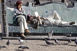 BANCS PUBLICS, PLACE NIEUWMARKT, AMSTERDAM, PAYS-BAS 