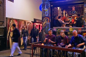 COFFESHOP 'LE BULLDOG PALACE', QUARTIER ROUGE (RED LIGHT QUARTER), AMSTERDAM, PAYS-BAS 