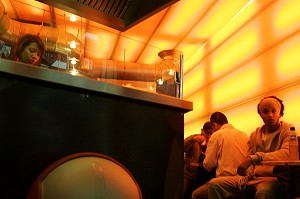 AMBIANCE DE RESTAURATION RAPIDE, AMSTERDAM, PAYS-BAS 