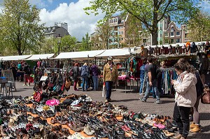 MARCHE AUX PUCES DE WATERLOOPLEIN MARKET, VILLE D'AMSTERDAM, PAYS-BAS 