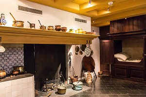 LA CUISINE, MUSEE DE LA MAISON DE REMBRANDT, JODENBREESTRAAT, VILLE D'AMSTERDAM, PAYS-BAS 