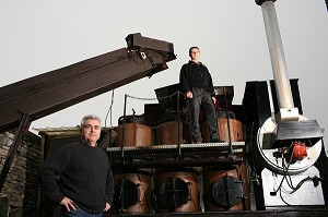 ALAMBIC BELLANG A VOLNAY, COTE-D'OR (21) 