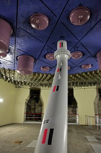 DESSOUS DE L'ANCIEN REACTEUR DE LA TRANCHE 1 DE LA CENTRALE NUCLEAIRE EDF DU BUGEY, AIN (01), FRANCE 