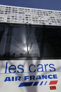 CAR DE LA COMPAGNIE AERIENNE AIR FRANCE, PARIS, FRANCE 