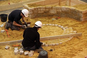 ETUDIANT EN JARDIN PAYSAGE, POLE AGRICULTURE, 42 EME OLYMPIADES DES METIERS EN BRETAGNE, RENNES, FRANCE 