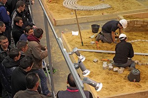 ETUDIANT EN JARDIN PAYSAGE, POLE AGRICULTURE, 42 EME OLYMPIADES DES METIERS EN BRETAGNE, RENNES, FRANCE 