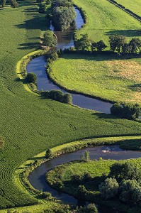 BOUCLE DE RIVIERE, VALLEE DE L'EURE, REGION DE PACY -SUR-EURE, EURE (27), NORMANDIE, FRANCE 