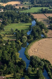 BOUCLE DE RIVIERE, VALLEE DE L'EURE, REGION DE PACY-SUR-EURE, EURE (27), NORMANDIE, FRANCE 