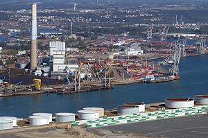 VUE AERIENNE DU GRAND PORT MARITIME DU HAVRE, PORT AUTONOME DE COMMERCE, LE HAVRE, SEINE-MARITIME (76), FRANCE 