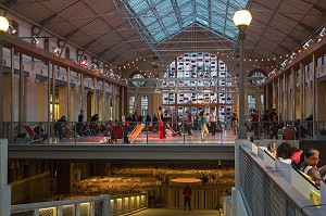 LE CENTQUATRE (104), ETABLISSEMENT CULTUREL ET ARTISTIQUE DE LA VILLE DE PARIS INSTALLE DANS L'ANCIEN BATIMENT DU SERVICE MUNICIPAL DES POMPES FUNEBRES, RUE CURIAL, PARIS 19EME, FRANCE 