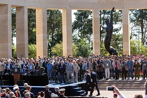 LES VETERANS DE LA SECONDE GUERRE MONDIALE EN PRESENCE DE BARACK OBAMA ET FRANCOIS HOLLANDE, COMMEMORATION AU CIMETIERE AMERICAIN, CEREMONIE DU 70 EME ANNIVERSAIRE DU DEBARQUEMENT EN NORMANDIE, COLLEVILLE-SUR-MER (14), FRANCE