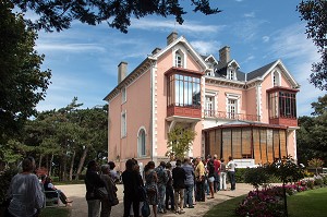 MUSEE CHRISTIAN DIOR, LA VILLA 'LES RHUMBS' MAISON DES ILLUSTRES, GRANVILLE, MANCHE (50), FRANCE 