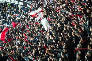 TRIBUNES DES SUPPORTERS DE L'OGC NICE, STADE ALLIANZ RIVIERA, NICE, (06) ALPES-MARITIMES, PACA, FRANCE 