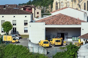 CENTRE DE TRI DU COURRIER DE LA POSTE, VILLE DE FUMEL, LOT-ET-GARONNE (47), FRANCE 
