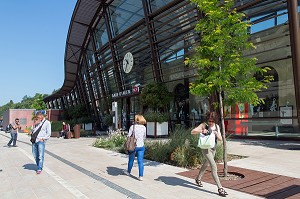 FACADE DE LA GARE SNCF, VILLE D'AGEN (47) LOT-ET-GARONNE, FRANCE 