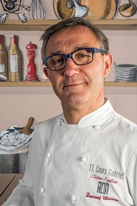 LAURENT CLEMENT AU 11, COURS GABRIEL, CHEF ETOILE DE LA CUISINE DU GRAND MONARQUE, CHARTRES, EURE-ET-LOIR, FRANCE 