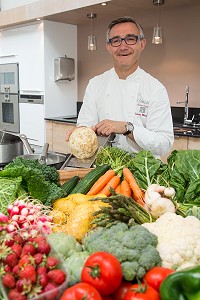 LAURENT CLEMENT AU 11, COURS GABRIEL, CHEF ETOILE DE LA CUISINE DU GRAND MONARQUE, CHARTRES, EURE-ET-LOIR, FRANCE 