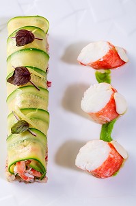 CANNELLONI DE COURGETTE ET KING CRAB ET RISOTTO FROID AUX AROMATES, RECETTE DE LAURENT CLEMENT, LIVRE DES RECETTES DE TERROIR EN EURE-ET-LOIR (28), FRANCE 