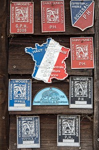 PLAQUES DES PRIX DE CONCOURS D'AVICULTURE, AMBAZAC, (87) HAUTE-VIENNE, LIMOUSIN, FRANCE 