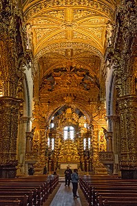 IMPRESSIONNANTES DORURES BAROQUES PORTUGAISES, INTERIEUR DE L'EGLISE DE SAN FRANCISCO (IGREJA DE SAO FRANCISCO), PORTO, PORTUGAL 