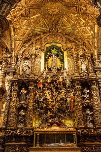 IMPRESSIONNANTES DORURES BAROQUES PORTUGAISES, INTERIEUR DE L'EGLISE DE SAN FRANCISCO (IGREJA DE SAO FRANCISCO), PORTO, PORTUGAL 