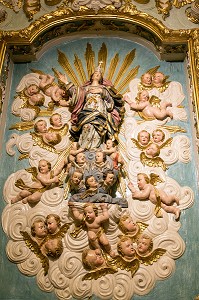 LA VIERGE ET LES PETITS ANGES, EGLISE DOS CLERIGOS (IGREJA), PORTO, PORTUGAL 