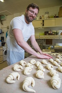 JEREMY, BOULANGER DU VILLAGE, RUGLES (27), FRANCE 