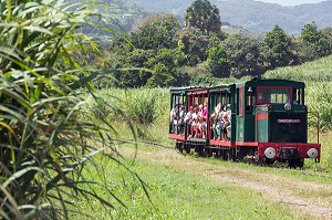 TRAIN DES PLANTATIONS (TOURISTIQUE) DE L'ASSOCIATION LES RAILS DE LA CANNE A SUCRE AU DEPART DE LA DISTILLERIE MARTINIQUAISE DES PLANTATIONS SAINT-JAMES, SAINTE-MARIE, MARTINIQUE, ANTILLES FRANCAISES, FRANCE 