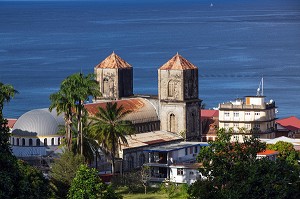 CATHEDRALE NOTRE-DAME DE L'ASSOMPTION (ANCIENNE EGLISE DU MOUILLAGE) DEVASTEE APRES L'ERUPTION DE LA MONTAGNE PELEE EN 1902, SAINT-PIERRE, MARTINIQUE, ANTILLES FRANCAISES, FRANCE 