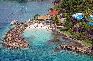 PLAGE DU PLM ET PISCINE DE L'HOTEL BATELIERE, SCHOELCHER, MARTINIQUE, ANTILLES FRANCAISES, FRANCE 