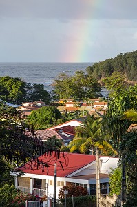 ARC EN CIEL, VILLAGE DE TARTANE, ANSE L'ETANG, LA TRINITE, PRESQU'ILE DE LA CARAVELLE, MARTINIQUE, ANTILLES FRANCAISES, FRANCE 