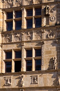 HOTEL DE VILLE DANS L'ANCIENNE MAISON DE PIERRE JAYET, STYLE RENAISSANCE DU XVI EME SIECLE, PARAY-LE-MONIAL (71), FRANCE 