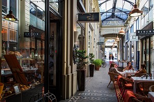 LA GALERIE DU PASSAGE SARGET, VILLE DE BORDEAUX, GIRONDE (33), FRANCE 