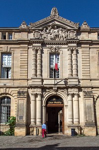 ENTREE DE L'ANCIEN CLOITRE, COUR MABLY ET CHAMBRE REGIONALE DES COMPTES D'AQUITAINE, LIEU CULTUREL, VILLE DE BORDEAUX, GIRONDE (33), FRANCE 