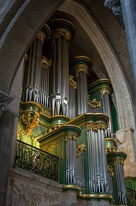 ORGUE DE L'EGLISE  SAINTE-CROIX, QUARTIER DU PORT DE LA LUNE, VILLE DE BORDEAUX, GIRONDE (33), FRANCE 