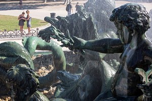 FONTAINE DU MONUMENT DES GIRONDINS A LA MEMOIRE DES DEPUTES GIRONDINS, PLACE DES QUINCONCES, VILLE DE BORDEAUX, GIRONDE (33), FRANCE 