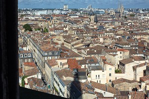 VUE SUR LA VILLE DEPUIS LA TOUR SAINT-MICHEL, VILLE DE BORDEAUX, GIRONDE (33), FRANCE 