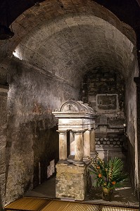 CRYPTE DE LA BASILIQUE DE SAINT-SEURIN, CLASSEE AU PATRIMOINE MONDIAL DE L'UNESCO, VILLE DE BORDEAUX, GIRONDE (33), FRANCE 