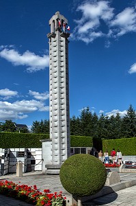 LE MEMORIAL DU CIMETIERE DU VILLAGE MARTYR D'ORADOUR-SUR-GLANE DETRUIT LE 10 JUIN 1944 L'ARMEE ALLEMANDE, BATAILLON SS PANZERGENADIER DER FUHRER AVEC UN MASSACRE DE LA POPULATION FAISANT 642 MORTS, HAUTE-VIENNE (87), FRANCE 